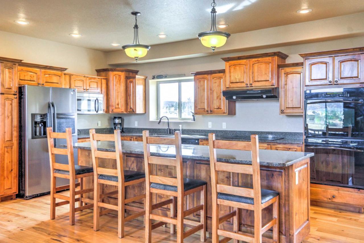 Rustic Bryce Canyon Home With Deck On Sevier River! Hatch Extérieur photo
